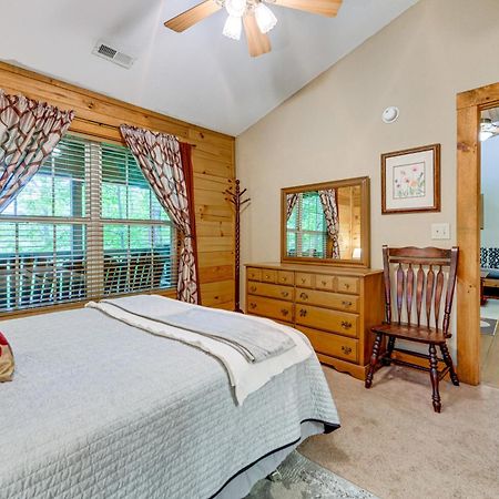 Serene Maggie Valley Retreat With Deck And Hot Tub! Buitenkant foto