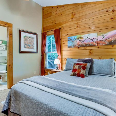 Serene Maggie Valley Retreat With Deck And Hot Tub! Buitenkant foto